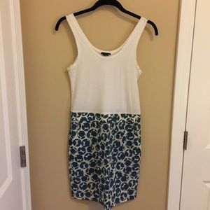 Theory women’s dress in size small.